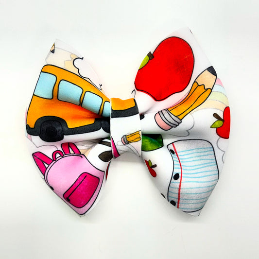 School Style Bow