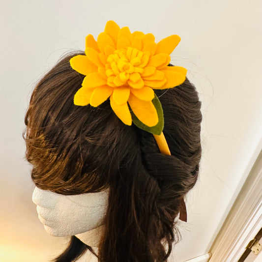 Headband: chrysanthemum yellow